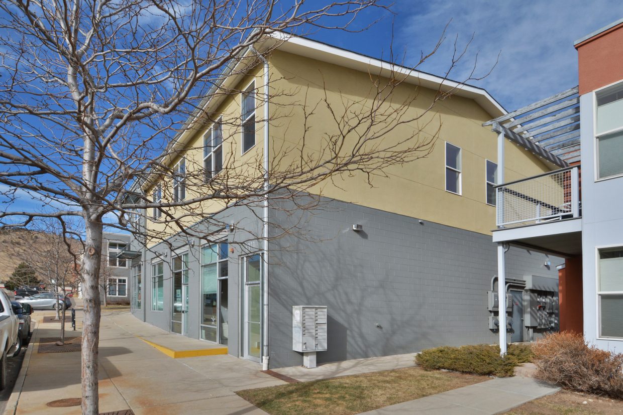 1311 YELLOW PINE AVENUE BOULDER, CO - Slider image 01