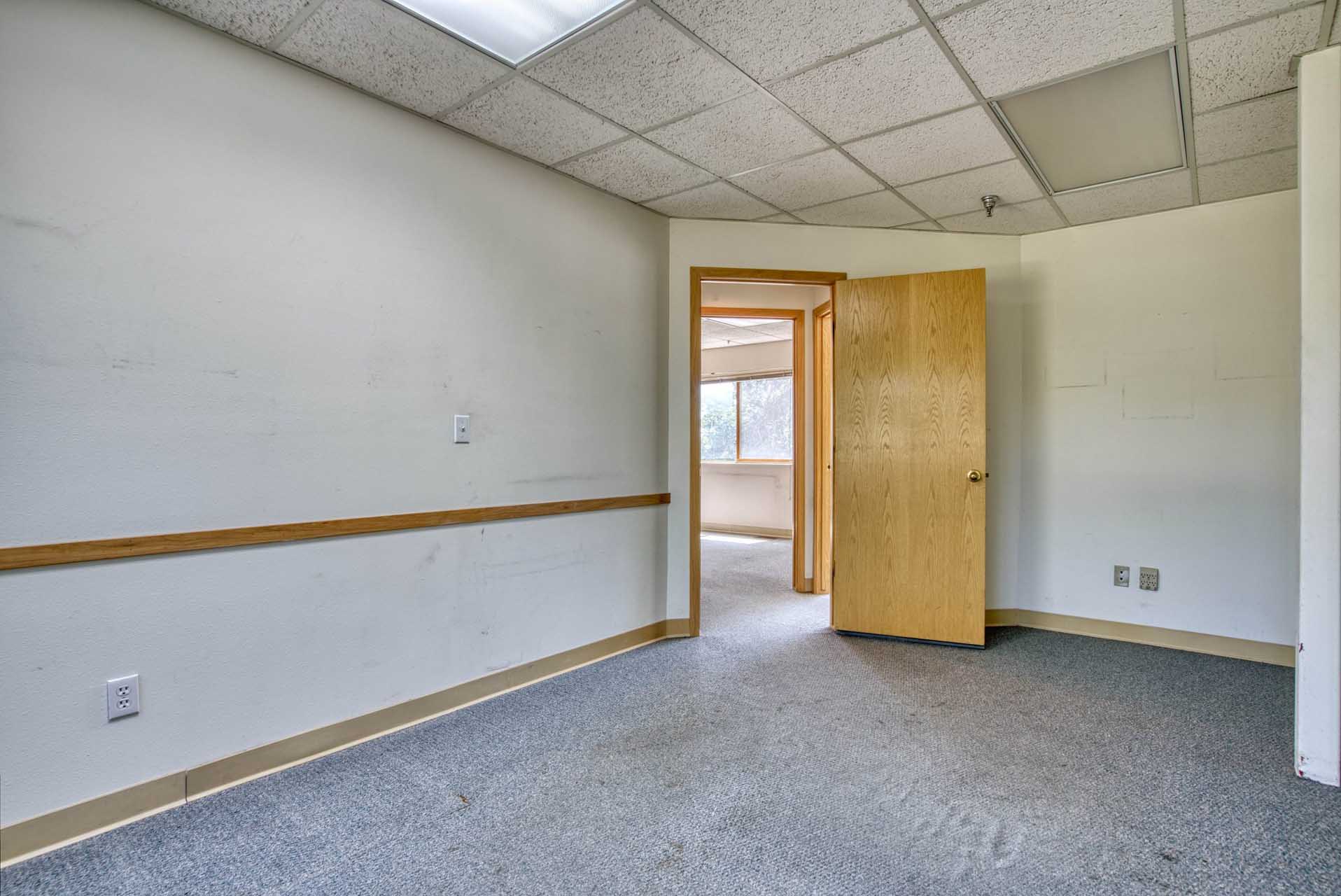 3015 47TH STREET BOULDER OFFICE - Slider image 05