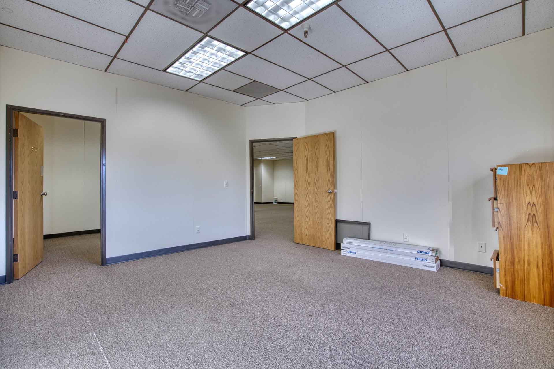 5485 CONESTOGA CT UNIT 250 BOULDER OFFICE - Slider image 11